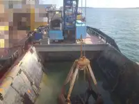 Kapal keruk keur dijual