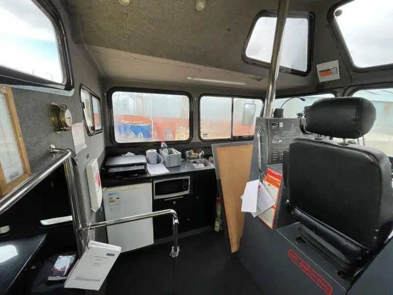 Kapal kontainer keur dijual