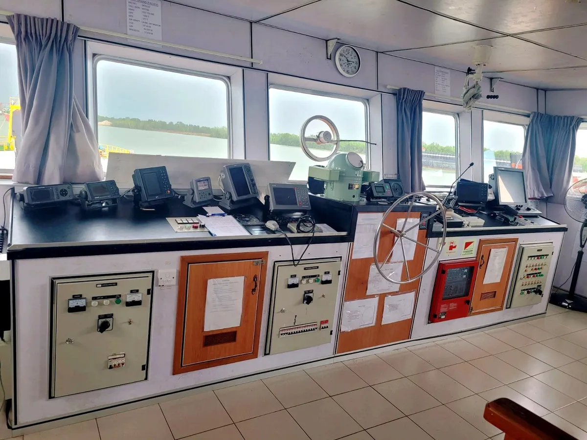 Kapal pendaratan, tangki keur dijual