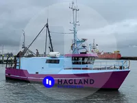 Kapal pangangkut lauk hirup keur dijual