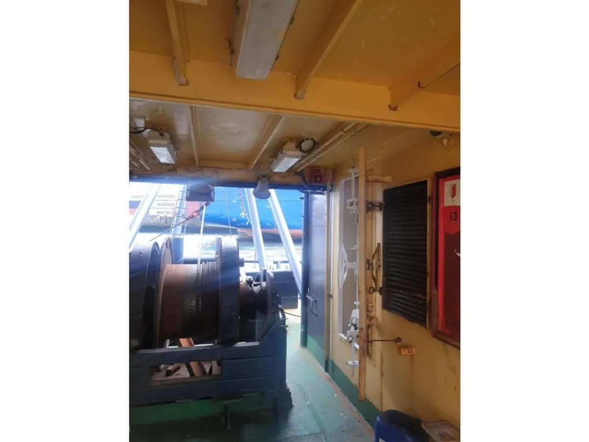Kapal keruk keur dijual