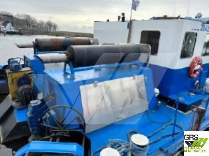 Kapal kerja keur dijual