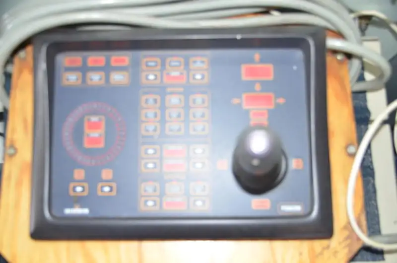 Kap pasokan platform (PSV) keur dijual