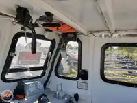 Kapal pangolahan lautan keur dijual
