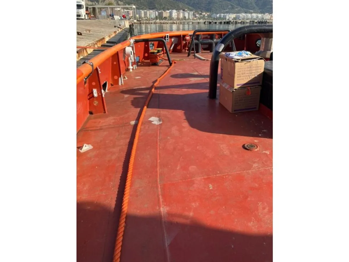 Kapal tunda keur dijual