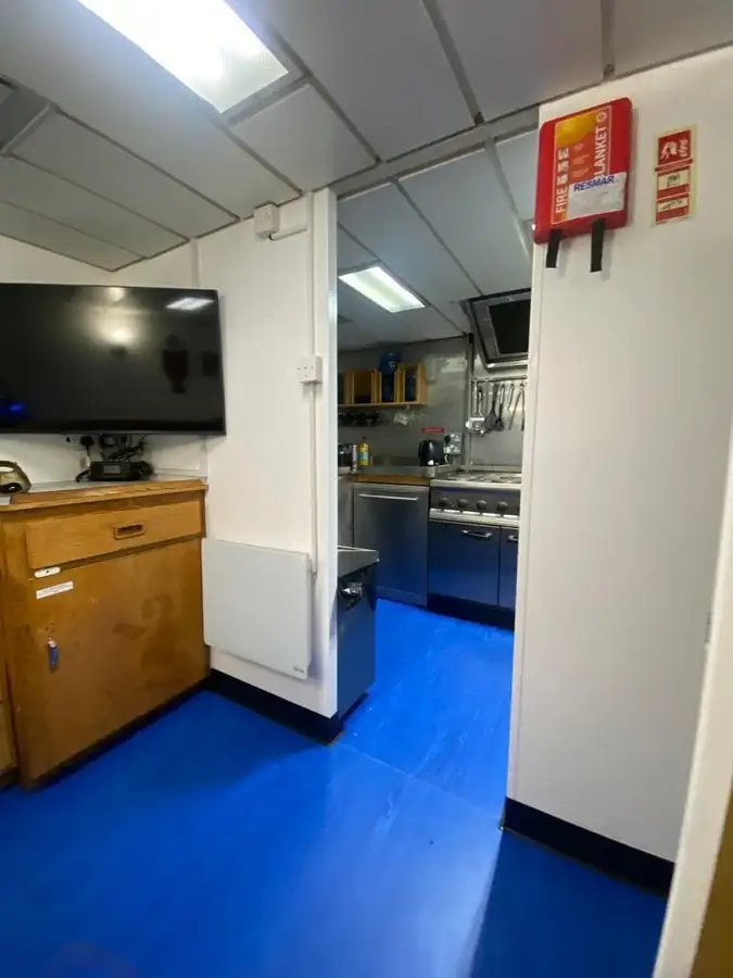 Kapal penarik keur dijual