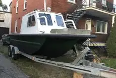 Kapal kerja keur dijual