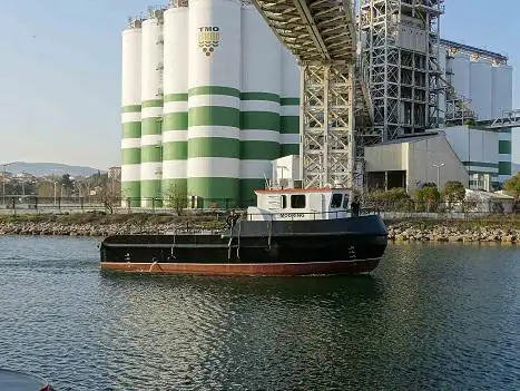 Kapal penarik keur dijual