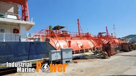 Kapal pangangkut LNG keur dijual