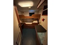 Kapal pasokan keur dijual