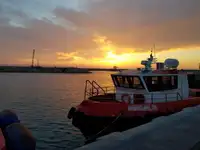 Kapal kerja keur dijual