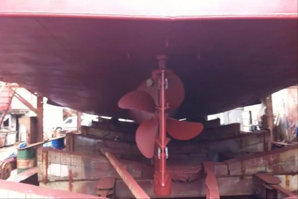 Kapal kerja keur dijual