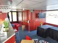 Kapal pesiar keur dijual