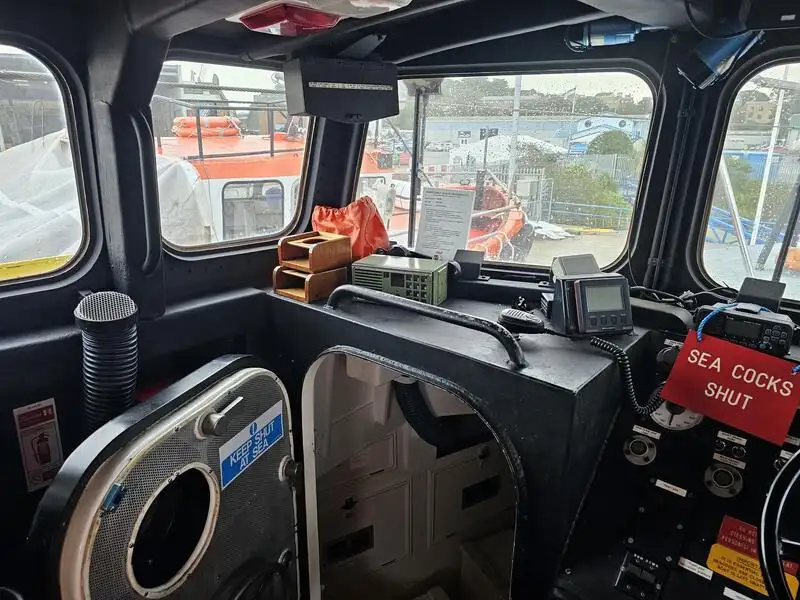 Kapal penyelamat keur dijual