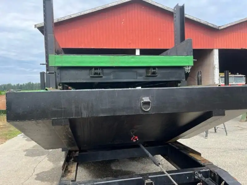 Tongkang keur dijual