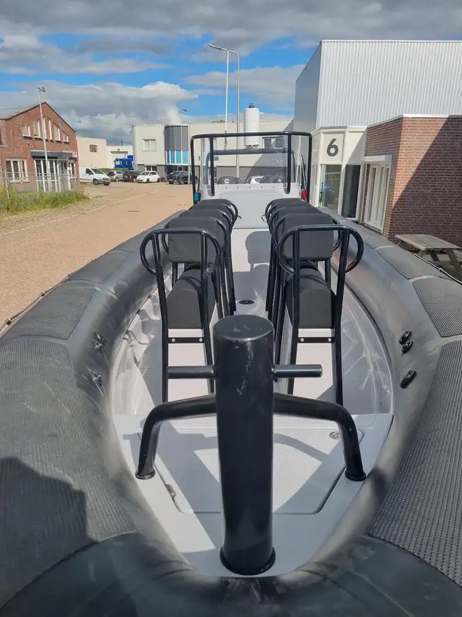 Kapal kontainer keur dijual