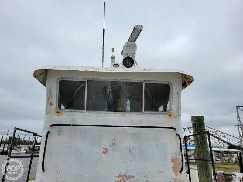 Kapal pasokan keur dijual