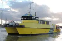 Kapal wadahna pikeun dijual
