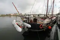 Yacht keur dijual