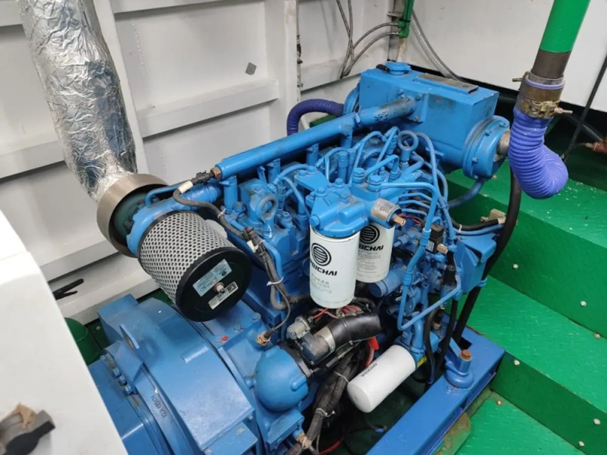 Kapal kontainer keur dijual