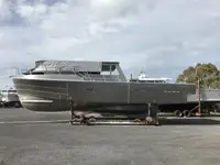 Kapal kerja keur dijual