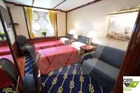 Kapal pesiar keur dijual