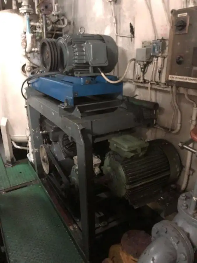 Kapal penarik keur dijual