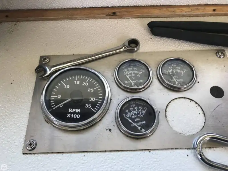 Kapal penarik keur dijual