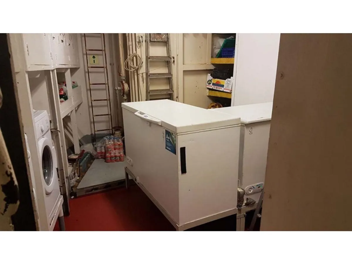 Kapal tunda keur dijual