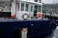 Kapal penarik keur dijual