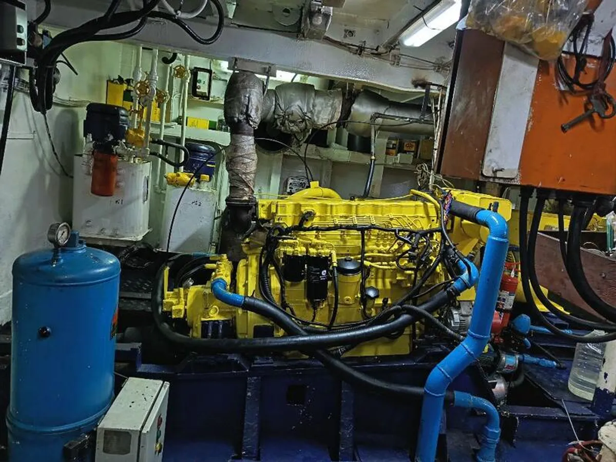Kapal pasokan keur dijual