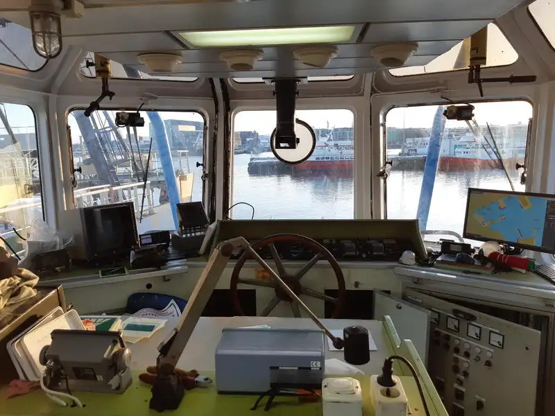 Kapal penarik keur dijual