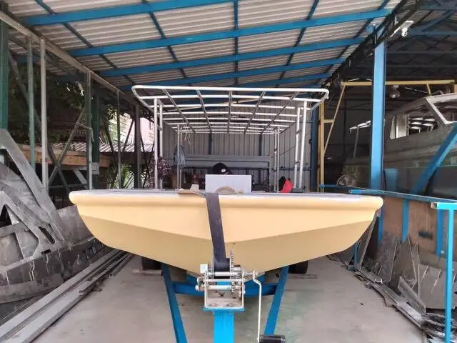 Kapal kerja keur dijual