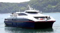 Katamaran pikeun dijual