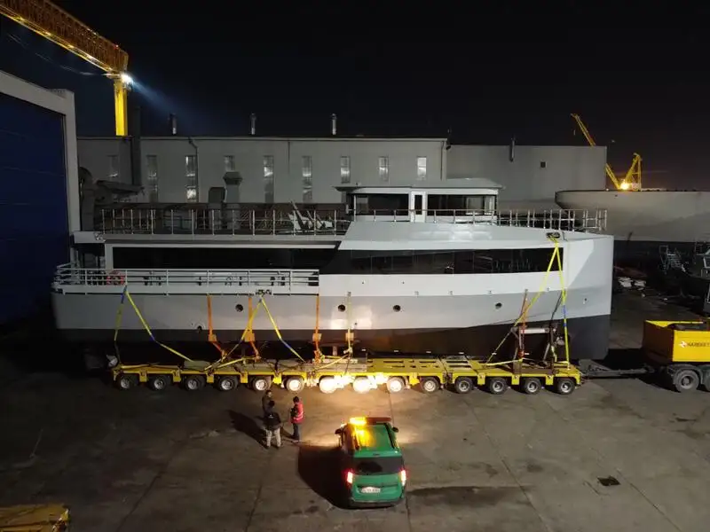 Kapal penarik keur dijual