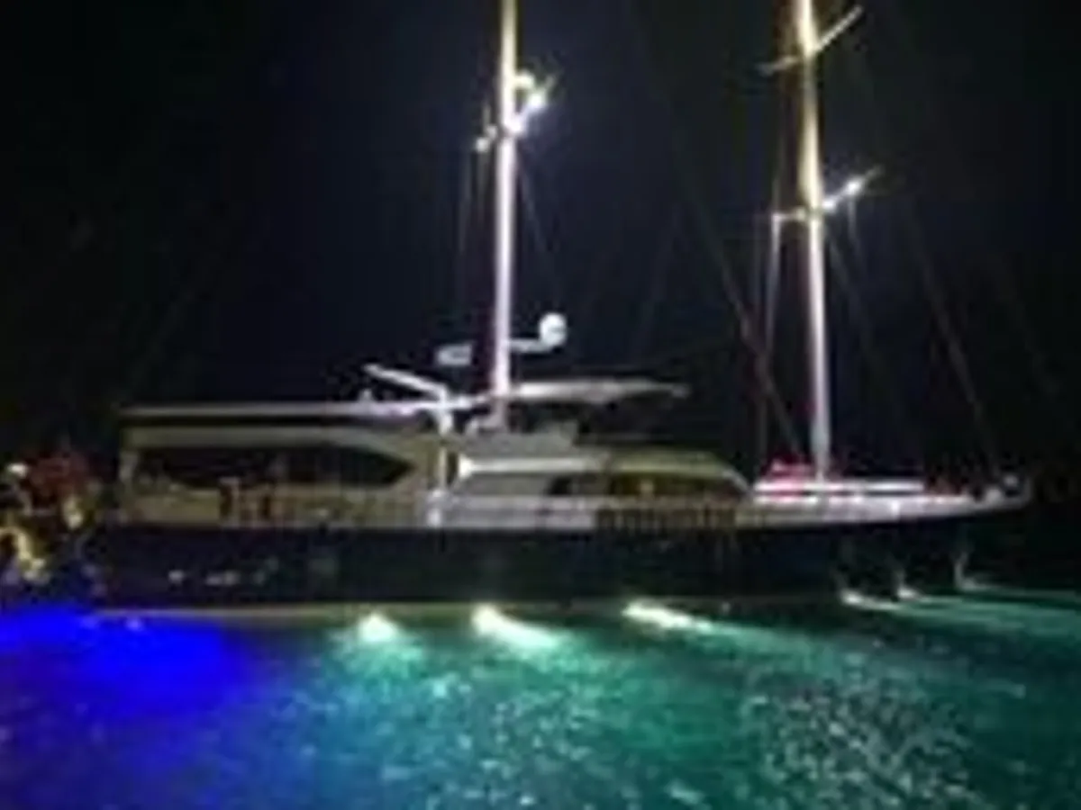 Yacht keur dijual