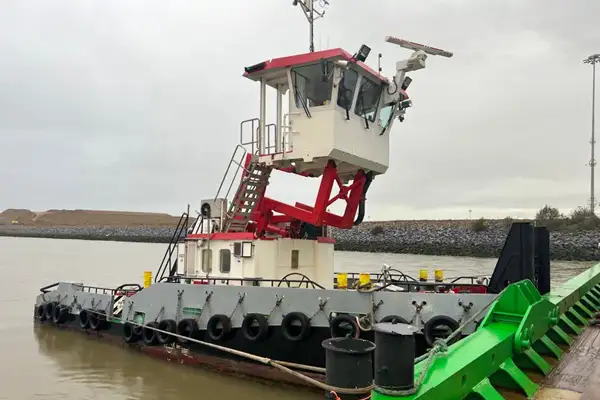 Kapal penarik keur dijual