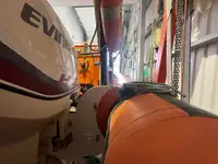 Kapal kerja keur dijual