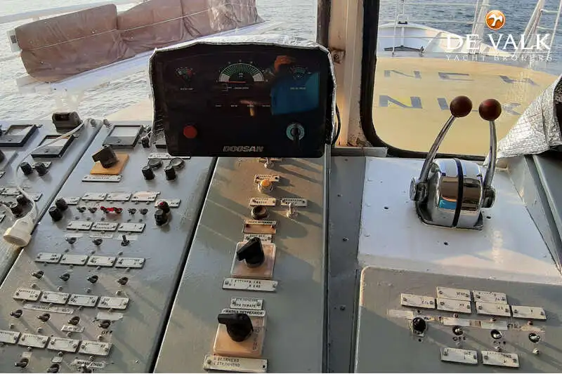 Kapal pesiar keur dijual