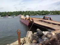 Tongkang keur dijual