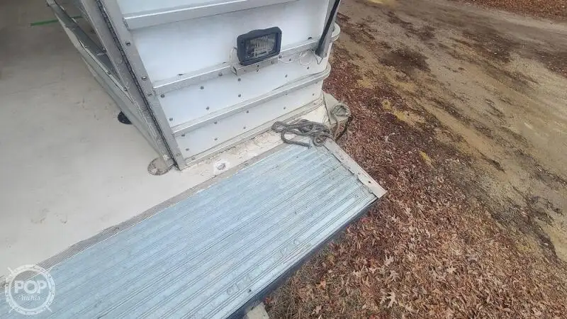 Kapal pesiar keur dijual