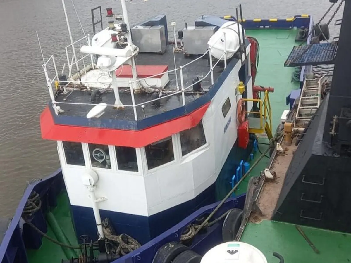 Kapal pasokan keur dijual