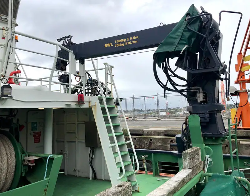 Kapal penarik keur dijual