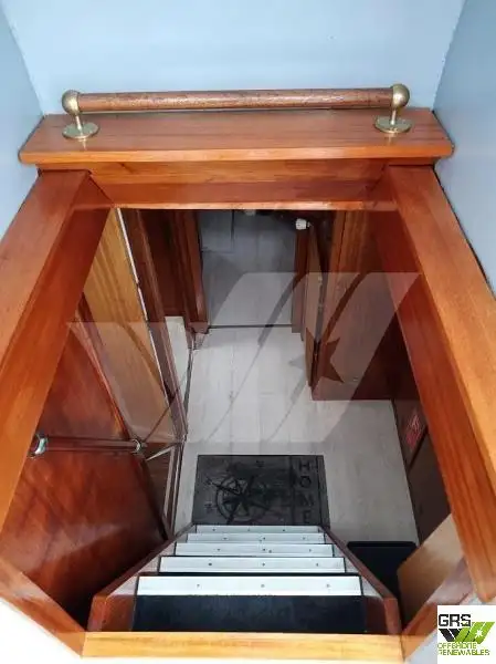Kapal kerja keur dijual