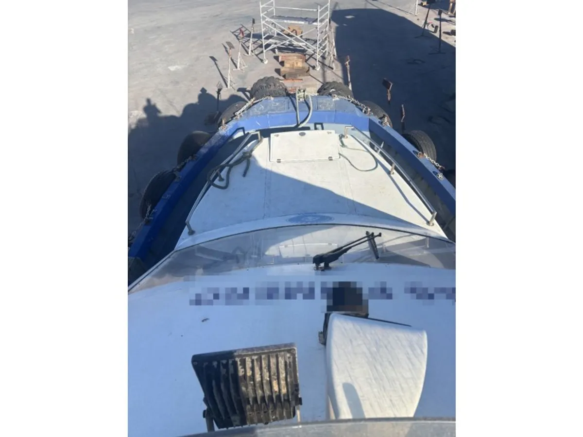 Kapal kerja keur dijual
