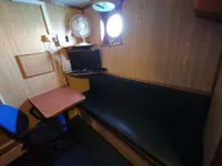 Kapal pasokan keur dijual