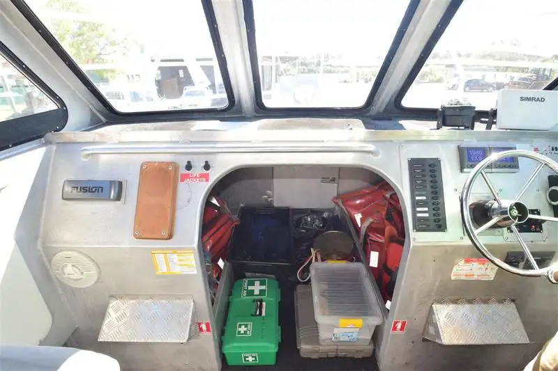 Kapal pesiar keur dijual