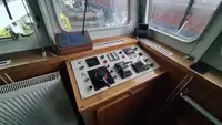Kapal pasokan keur dijual