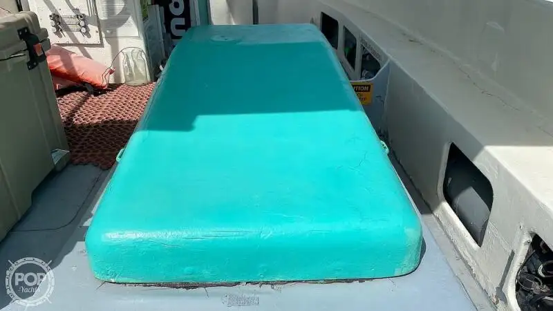 Kapal pesiar keur dijual