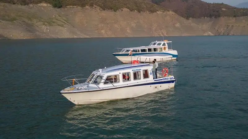 Kapal pesiar keur dijual